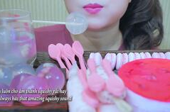 小姐姐吃马卡龙派,小姐姐的甜蜜美食之旅